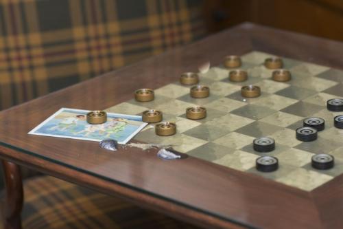 checkertable