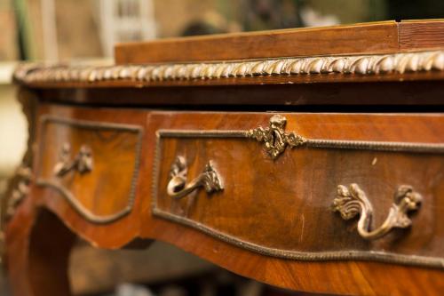 golddeskdetail